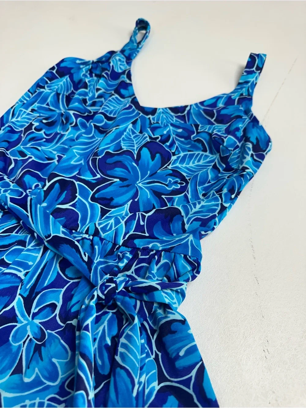 Maxine of Hollywood women’s size 14‎ Blue Floral Tie-Waist Romper